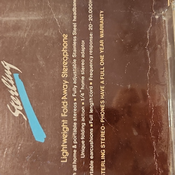 Foldaway stereophone - Picture 4 of 4